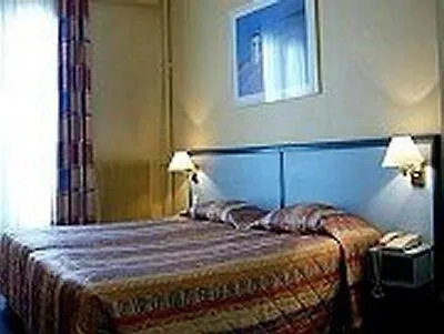 Ibis Styles Paris Place D'Italie - Butte Aux Cailles 3*,  France